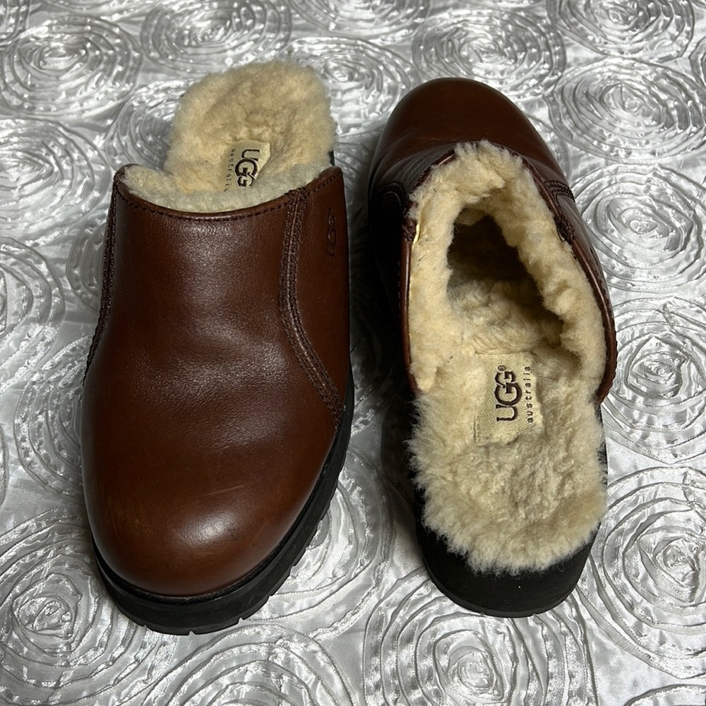 Ugg Clogs size 7